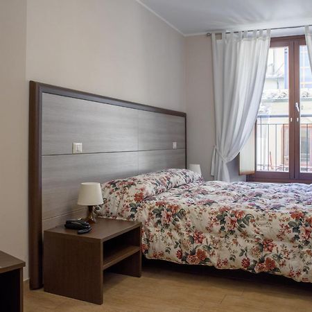 Flora Hotel Todi Zewnętrze zdjęcie