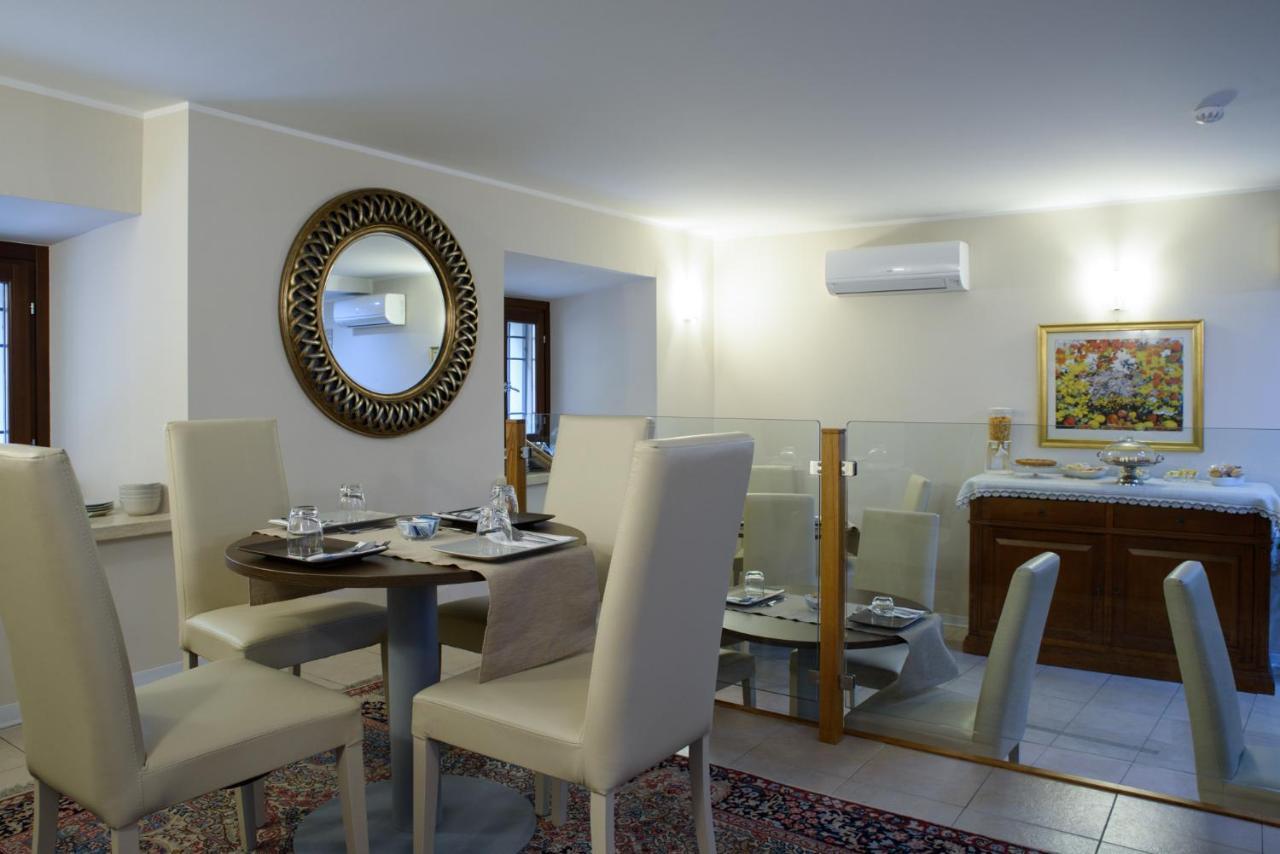 Flora Hotel Todi Zewnętrze zdjęcie