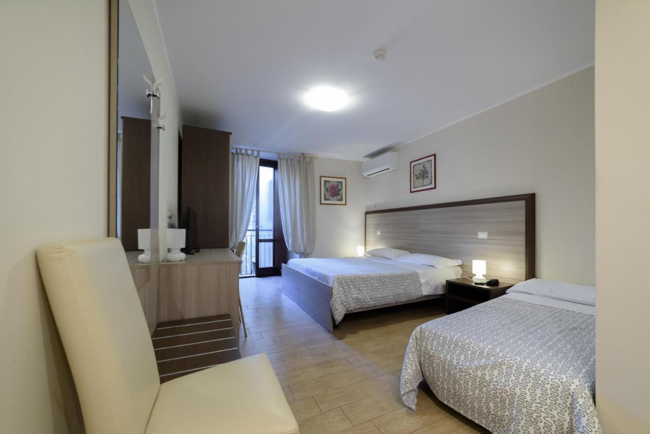 Flora Hotel Todi Zewnętrze zdjęcie