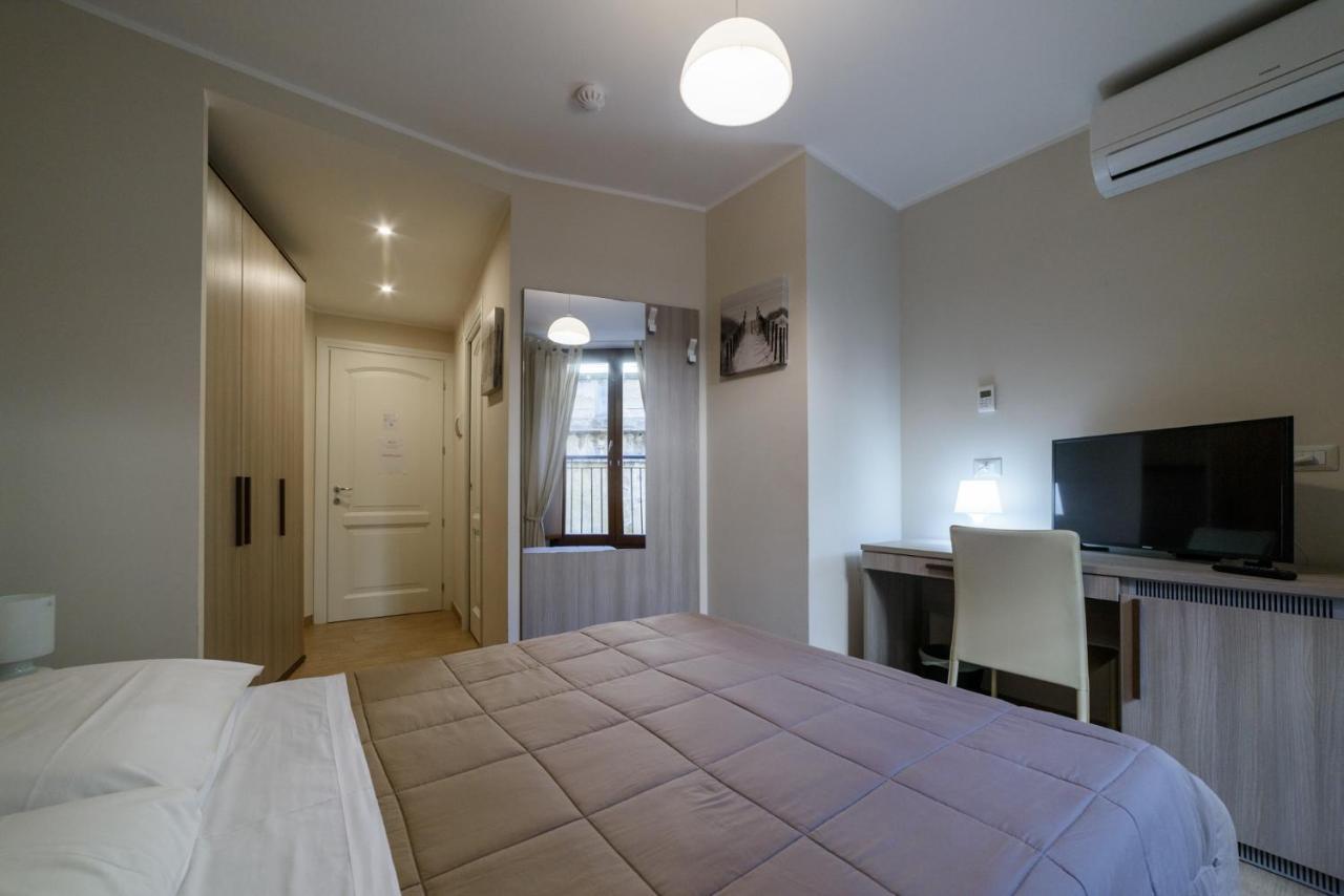 Flora Hotel Todi Zewnętrze zdjęcie