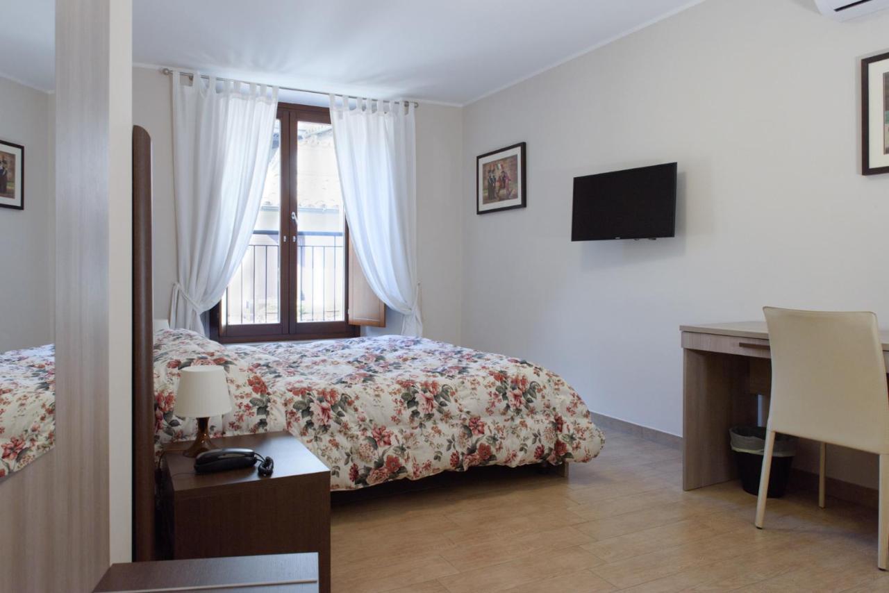 Flora Hotel Todi Zewnętrze zdjęcie